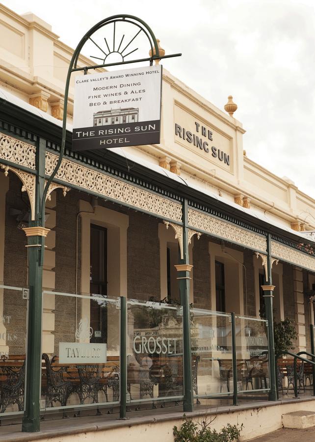 The Rising Sun Hotel Auburn Bagian luar foto
